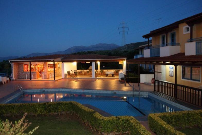 Mareva Hotel Apartments Hersonissos  Dış mekan fotoğraf
